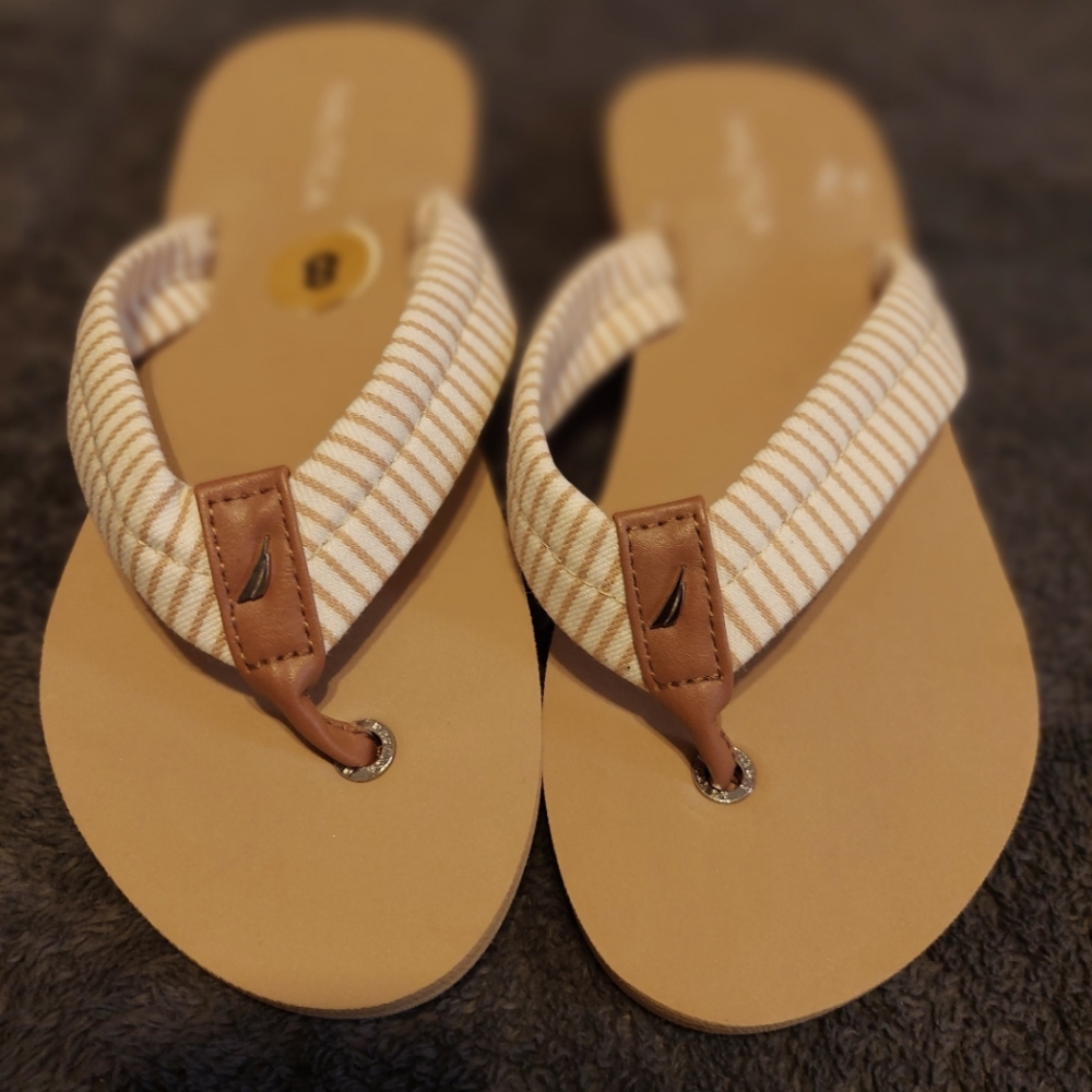 Nautica Flip Flop Thongs